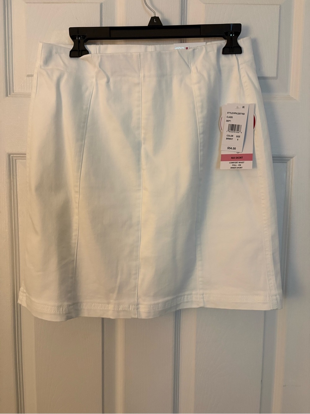 NWT White Women's Mini Skort  - Clean A-Line Style